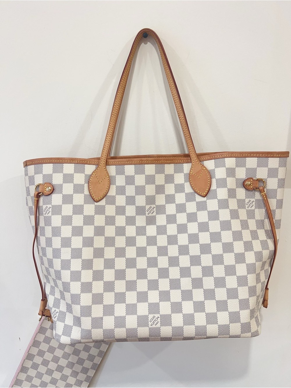 Louis Vuitton Damier Azur Check Tote with Tan Leather Trim - Picture 1 of 11